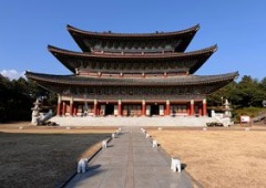Chùa Yakcheonsa