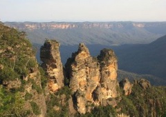 Núi Three Sisters