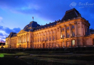 Cung điện hoàng gia Bỉ- vẻ đẹp của lịch sử và nghệ thuật