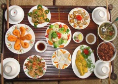 Du lịch Huế thưởng thức món cơm chay ngon 