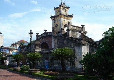 Quay ngược thơi gian với Quảng Bình Quan kì vĩ