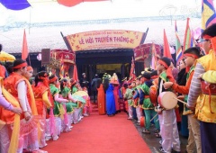 Khám phá nét truyền thống của Hà Nội qua lễ hội làng nghề Bát Tràng