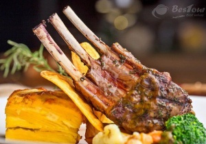 Du lịch New Zealand thưởng thức món thịt cừu nướng trứ danh