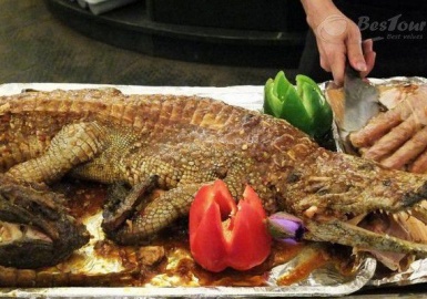 Du lịch Úc thưởng thức món cá sấu nướng 