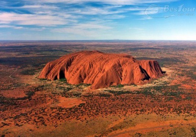 Khám phá những khối đá huyền thoại với vùng Uluru