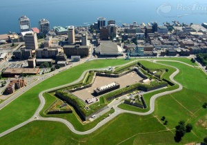 Ghé thăm pháo đài lịch sử Naarden Hà Lan