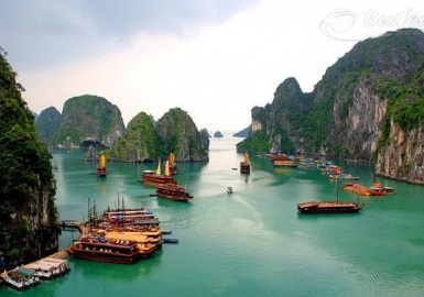 Đến Hạ Long không thể không thăm làng chài Cửa Vạn