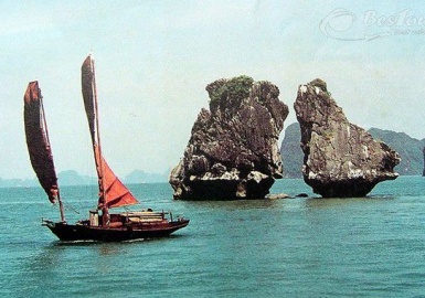 Hòn Trống Mái - một biểu tượng bất diệt của du lịch Việt Nam