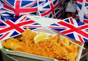 Thưởng thức món ăn Fish and Chips gây náo loạn nước Anh