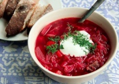 Thưởng thức súp củ cải đỏ - món ăn truyền thống của người Nga