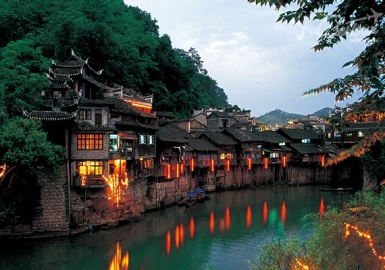 Sông Đà Giang - linh hồn của Phượng Hoàng Cổ Trấn