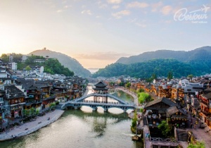 Du lịch Trung Quốc thăm Lầu Phong Thúy Hồng Kiều