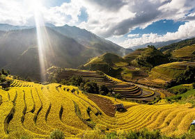 TOUR MÙ CANG CHẢI MÙA LÚA LÚA CHÍN - TẮM SUỐI NƯỚC NÓNG BẢN LƯỚT – NGHE “ACOUSTIC MOUNTAIN MUSIC TOUR” GIỮA NÚI RỪNG