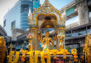 Phật Bốn Mặt- Điểm Tham Quan Kỳ Bí Nhất Bangkok