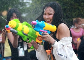 Tour Lễ Hội Té Nước Thái Lan 5 Ngày 4 Đêm